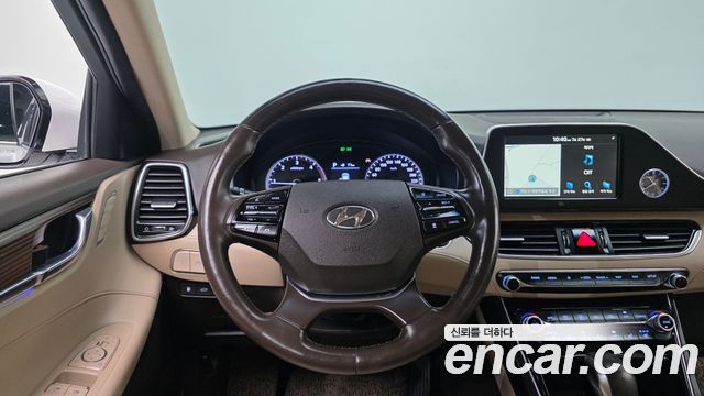 Hyundai Grandeur 2018 — photo 23