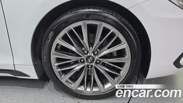 Hyundai Grandeur 2018 — photo 7