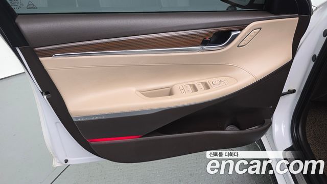 Hyundai Grandeur 2018 — photo 14