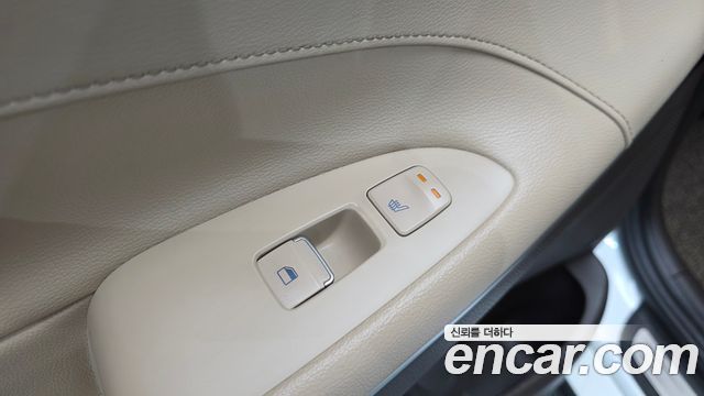 Hyundai Grandeur 2018 — photo 30