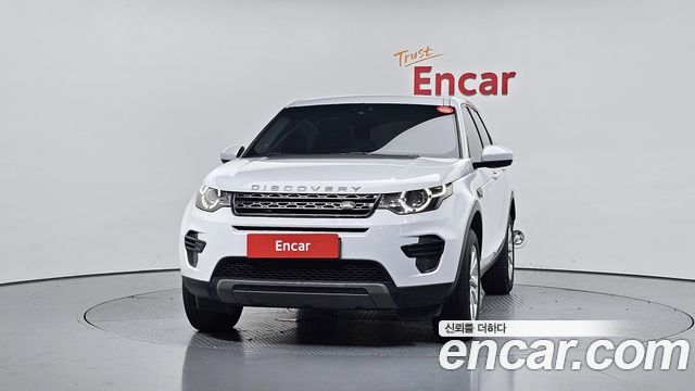 Land Rover Discovery Sport 2017 — photo 3