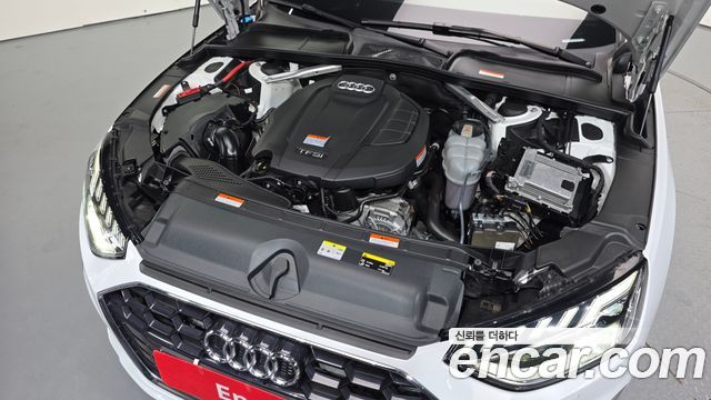 Audi A4 2021 — photo 6