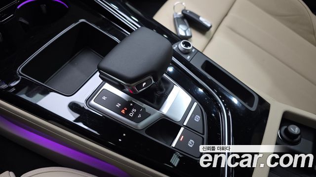 Audi A4 2021 — photo 12