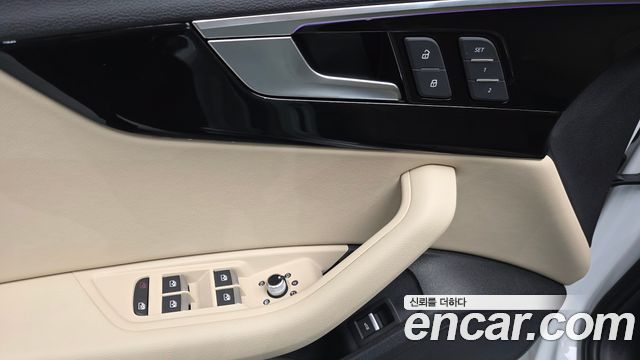 Audi A4 2021 — photo 20