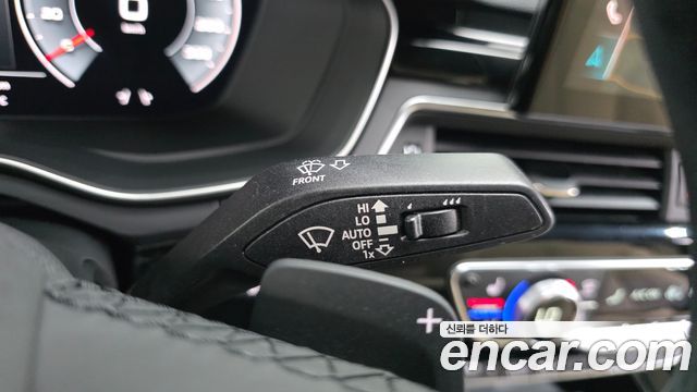 Audi A4 2021 — photo 24