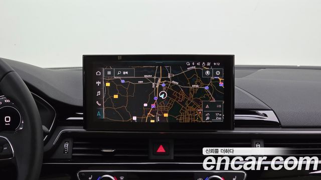 Audi A4 2021 — photo 26