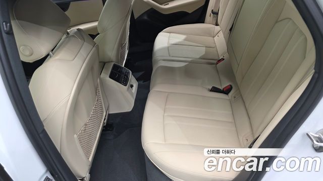 Audi A4 2021 — photo 16