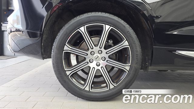 Volvo XC60 2021 — photo 5