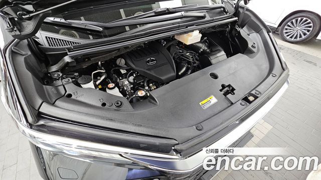 Lexus LM 2025 — photo 6