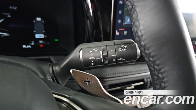 Lexus LM 2025 — photo 28