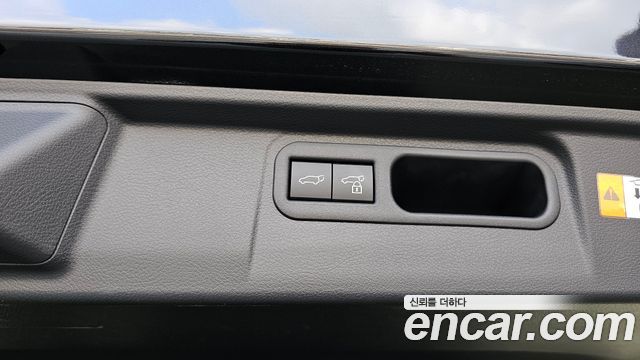 Lexus LM 2025 — photo 35