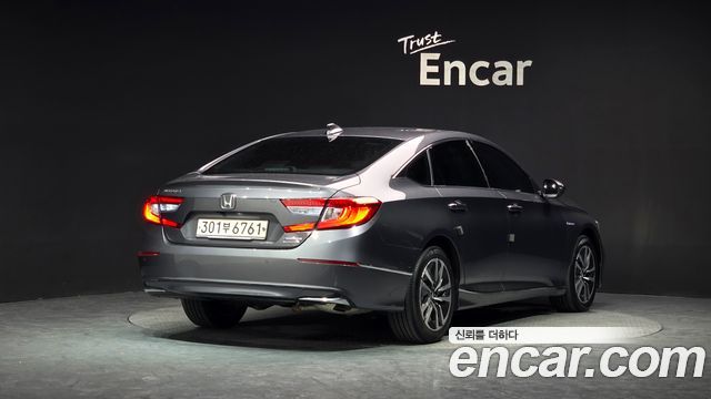 Honda Accord 2020 — photo 2