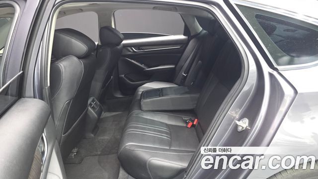 Honda Accord 2020 — photo 18