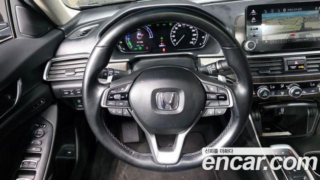 Honda Accord 2020 — photo 20