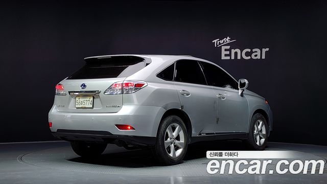 Lexus RX 2010 — photo 2