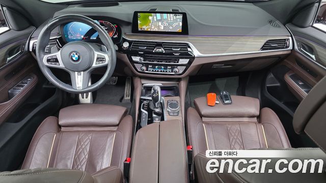 BMW Gran Turismo 2020 — photo 10