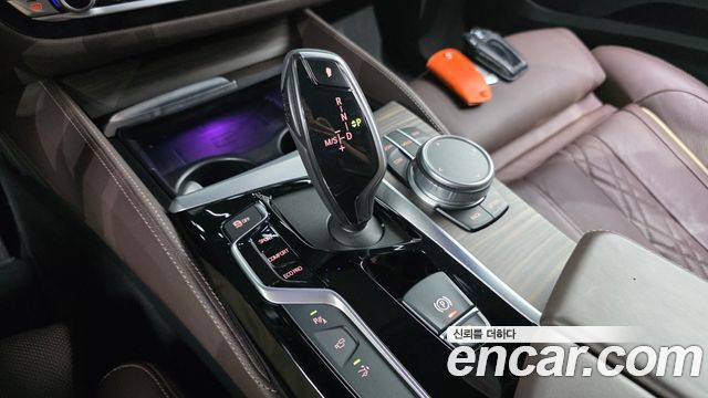 BMW Gran Turismo 2020 — photo 12