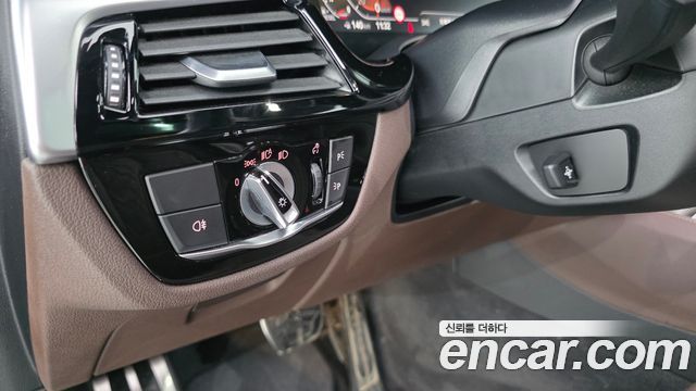 BMW Gran Turismo 2020 — photo 27