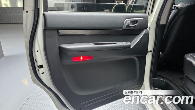 KG Mobility KORANDO 2018 — photo 15