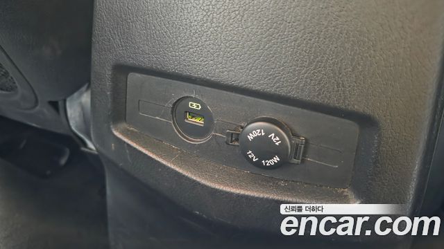 KG Mobility KORANDO 2018 — photo 35