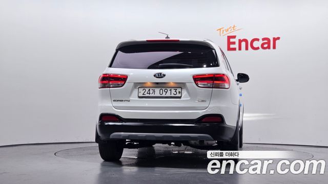 Kia Sorento 2016 — photo 4