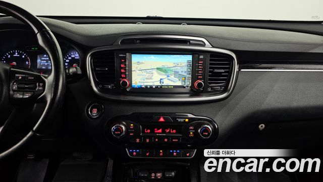 Kia Sorento 2016 — photo 13