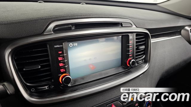 Kia Sorento 2016 — photo 15