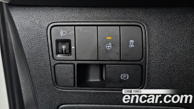 Hyundai Staria 2025 — photo 13