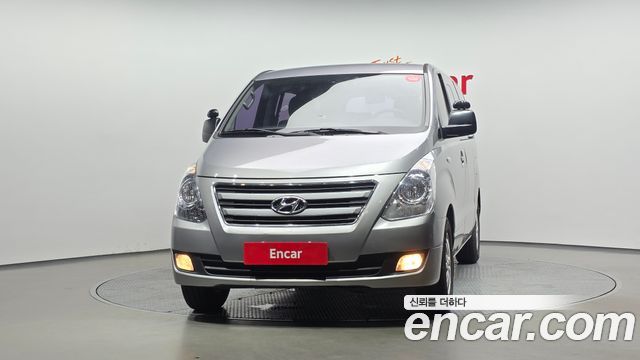 Hyundai Starex 2017 — photo 3