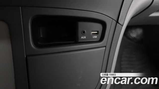 Hyundai Starex 2017 — photo 25