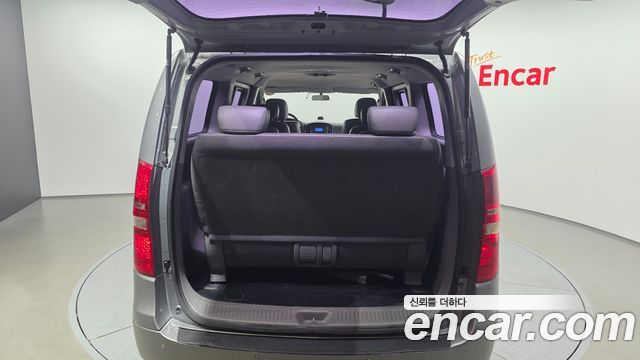 Hyundai Starex 2017 — photo 26