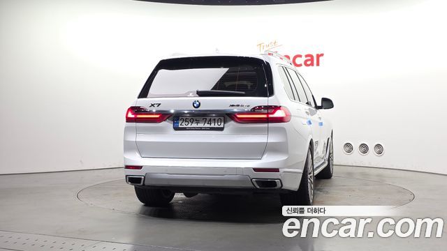 BMW X7 2022 — photo 4