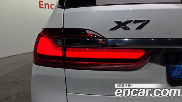 BMW X7 2022 — photo 9