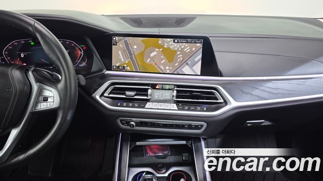 BMW X7 2022 — photo 35