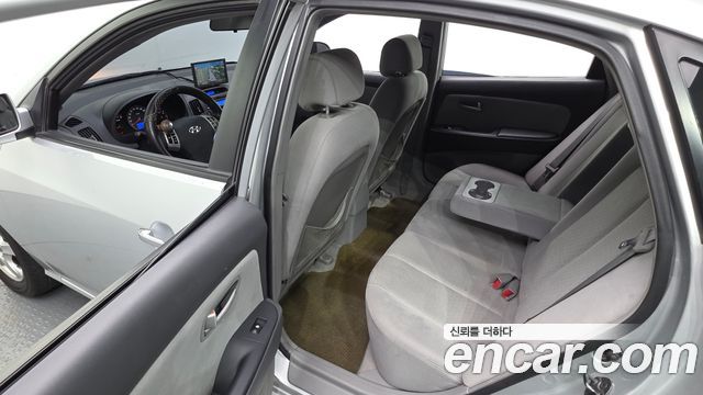 Hyundai AVANTE 2007 — photo 11