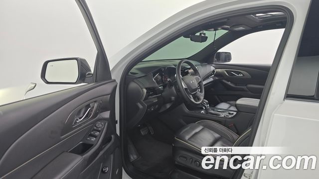 Chevrolet Korea Traverse 2023 — photo 13