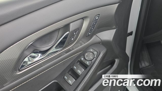 Chevrolet Korea Traverse 2023 — photo 30