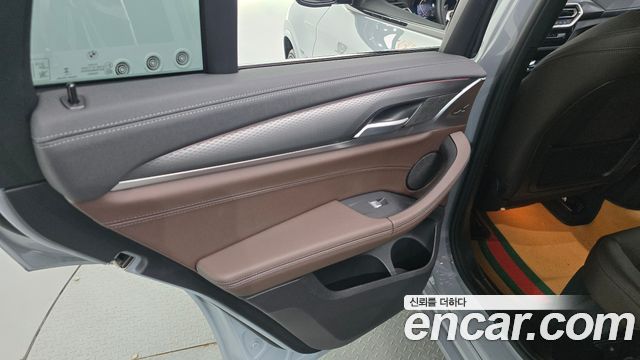 BMW X4 2025 — photo 15