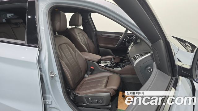 BMW X4 2025 — photo 16