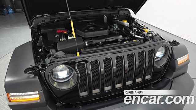 Jeep Wrangler 2023 — photo 6