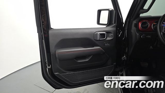 Jeep Wrangler 2023 — photo 15