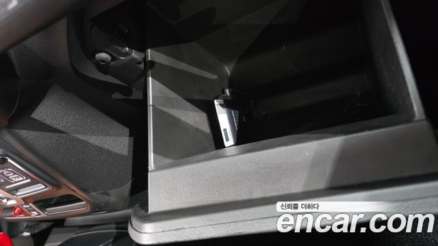 Jeep Wrangler 2023 — photo 29