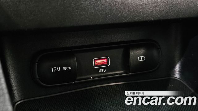 Kia K3 2023 — photo 19