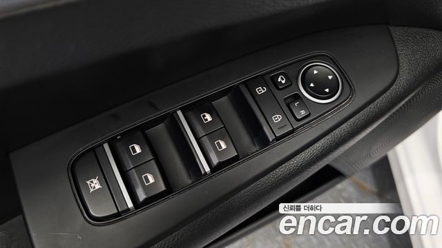 Kia K3 2023 — photo 27