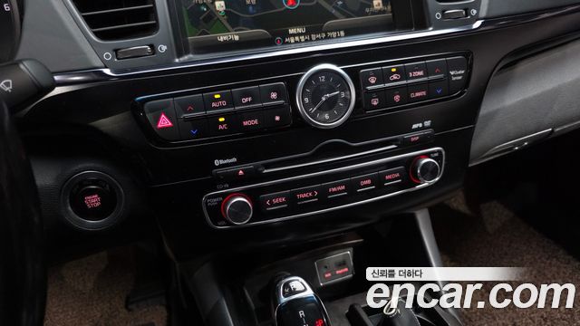 Kia K9 2013 — photo 17