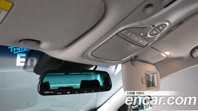 Kia K9 2013 — photo 18