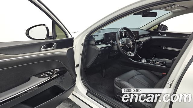 Kia K5 2024 — photo 13