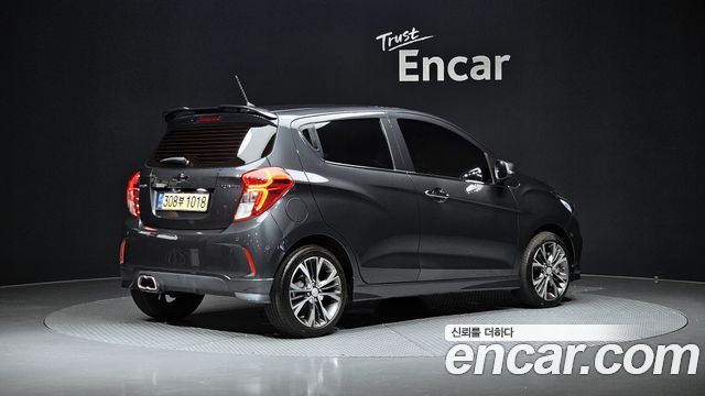 Chevrolet Korea Spark 2022 — photo 2