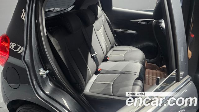 Chevrolet Korea Spark 2022 — photo 11