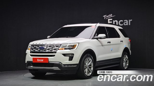 Ford Explorer 2019 — photo 1